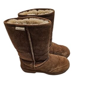 Bearpaw Women's Brown Suede Boots